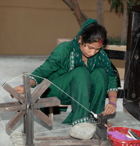 Hand Spinning