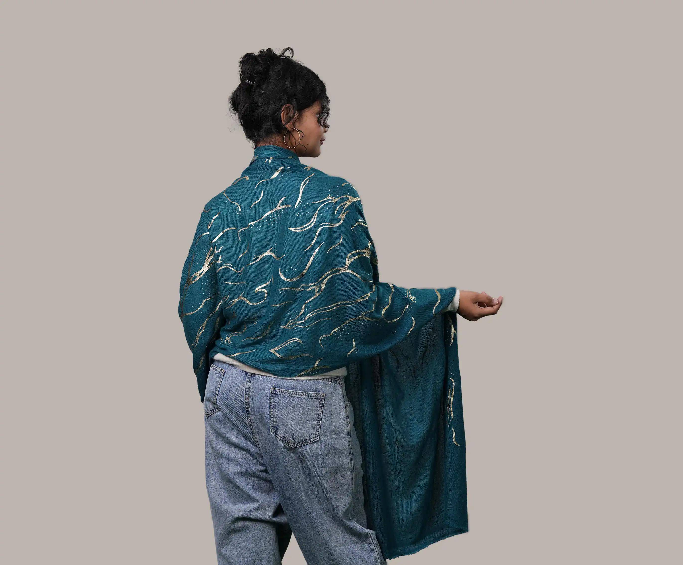 Cashmere Stole Metallic Print