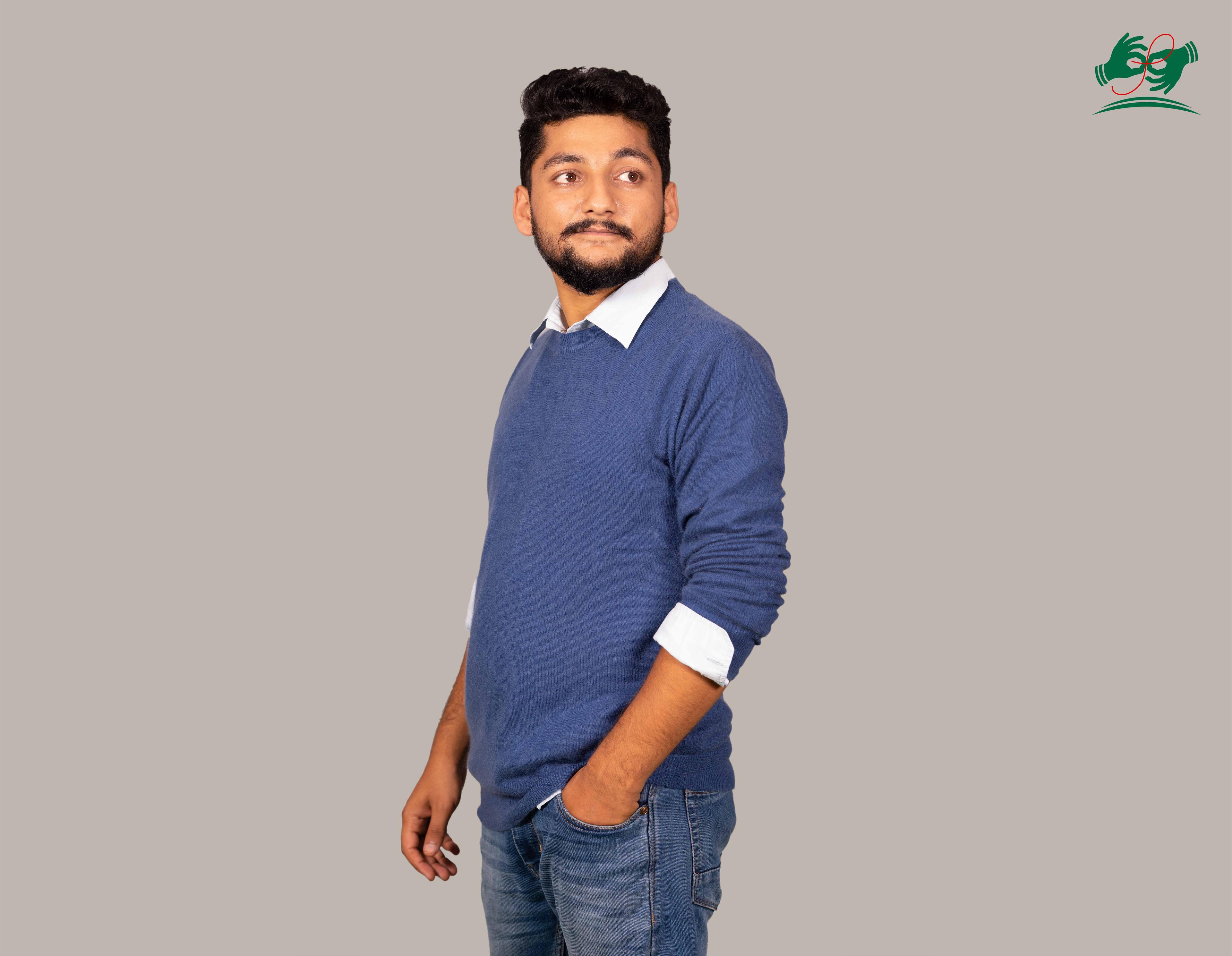 Cashmere Sweater for Men - Round Neck Design