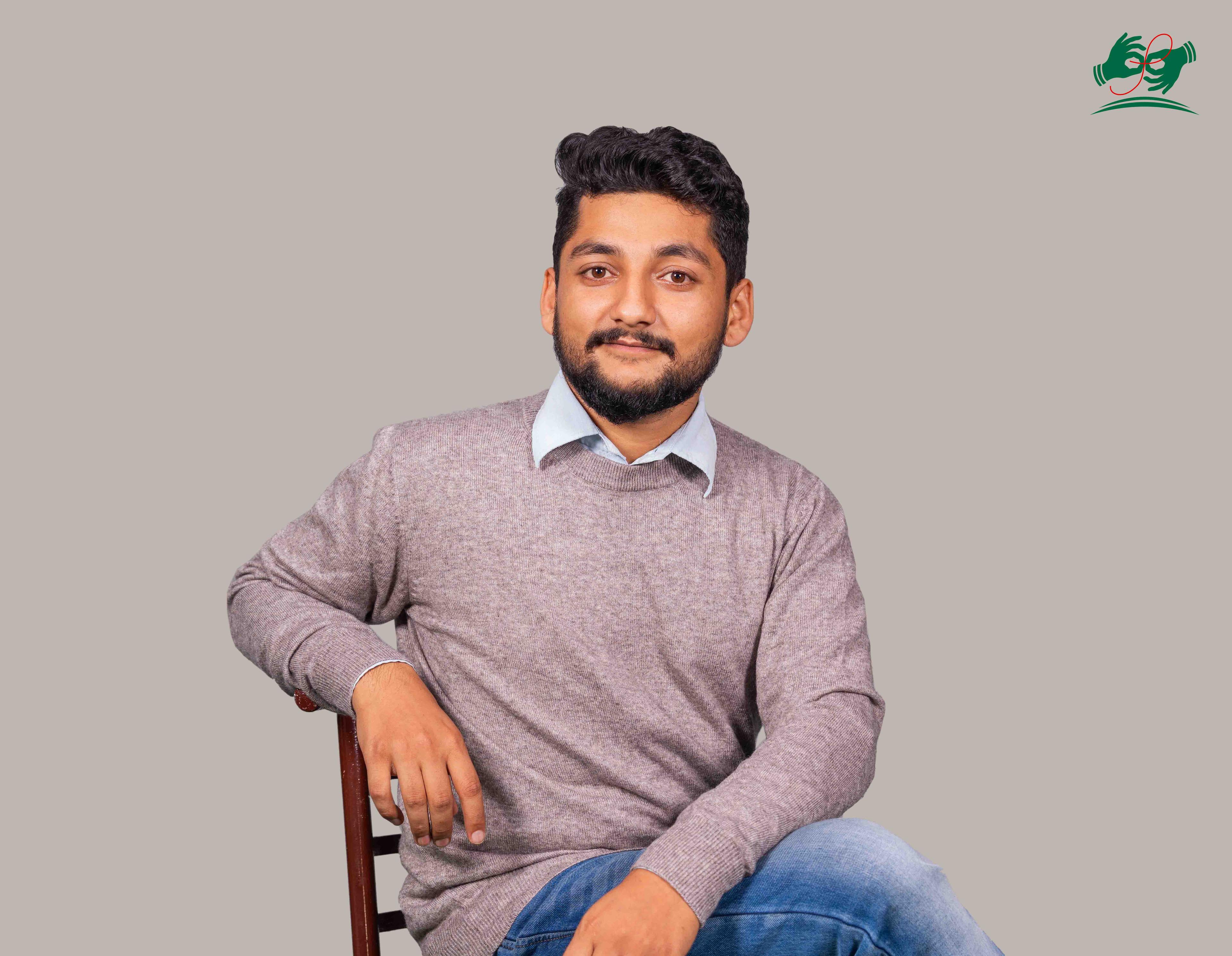 Cashmere Sweater for Men - Round Neck Design