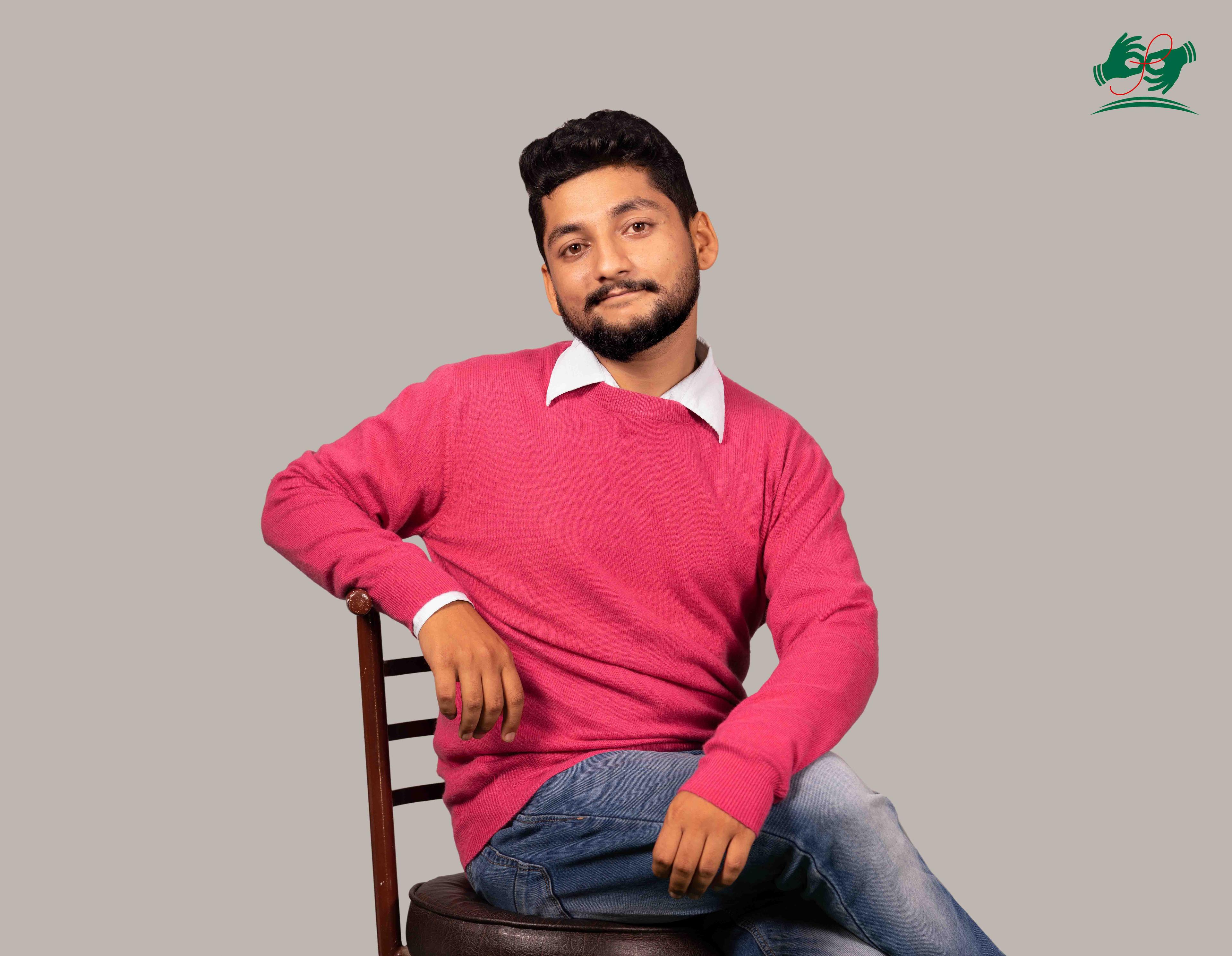 Cashmere Sweater for Men - Round Neck Design