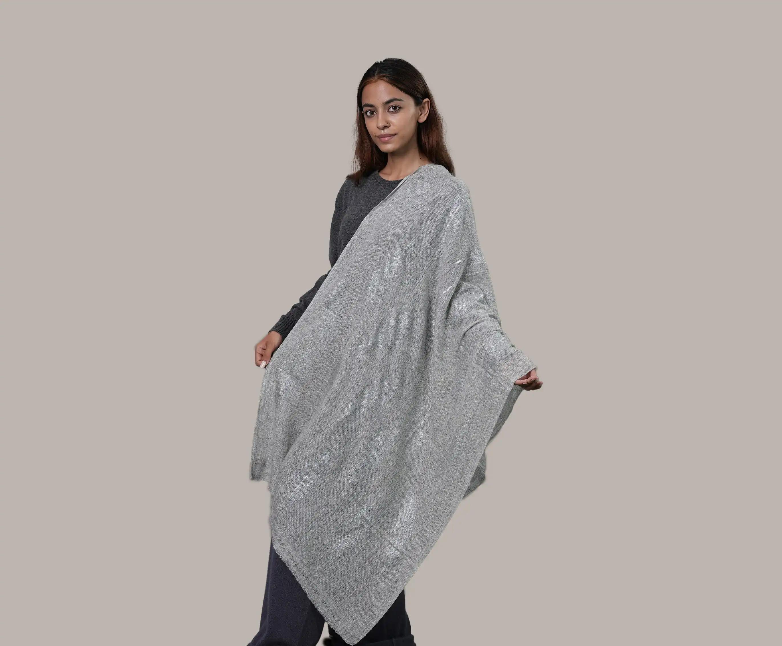 Cashmere Stole Metallic Print