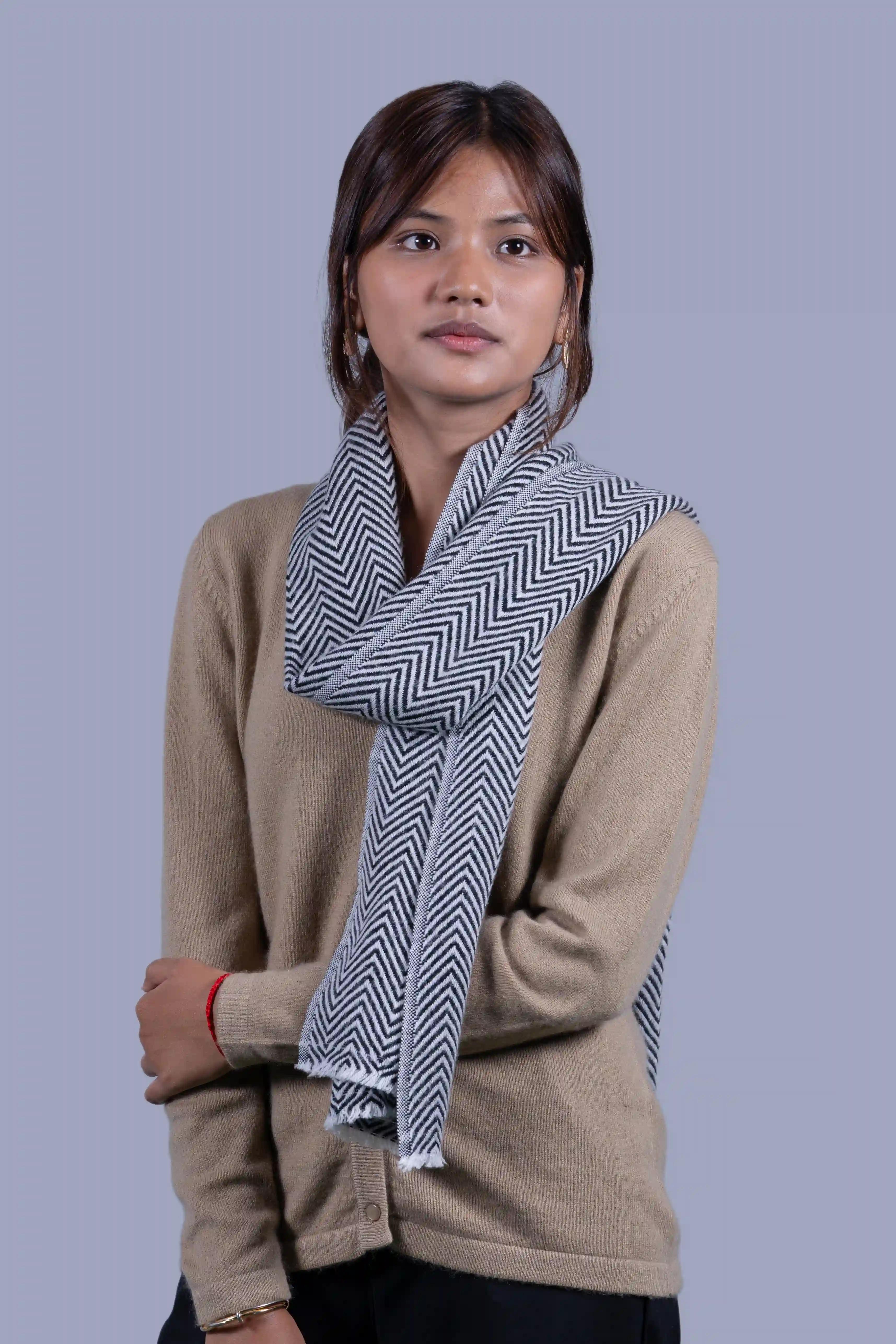Unisex Pure Cashmere 8 ply muffler