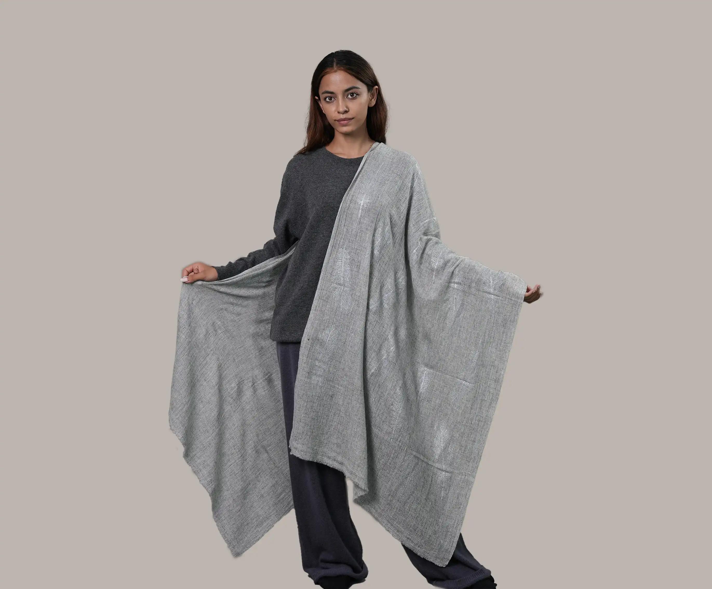 Cashmere Stole Metallic Print